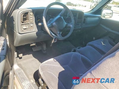 Zdjęcie 8 z 12 samochodu: 2001 GMC NEW SIERRA K1500 VIN:2GTEK19T911116936 - miniatura