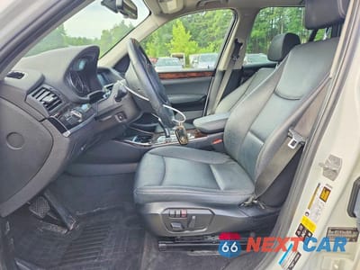 Zdjęcie 7 z 12 samochodu: 2017 BMW X3 XDRIVE28I VIN:5UXWX9C31H0T23855 - miniatura