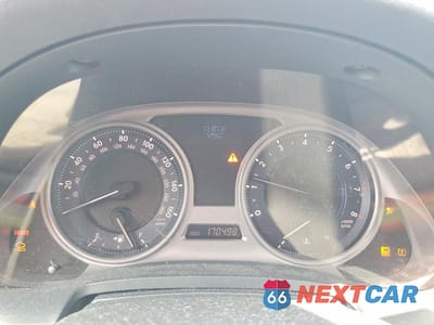Zdjęcie 9 z 12 samochodu: 2007 LEXUS IS 250 VIN:JTHBK262072030877 - miniatura