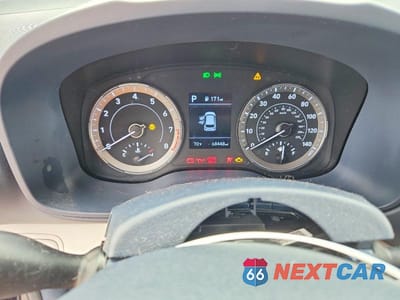 Zdjęcie 9 z 14 samochodu: 2022 HYUNDAI VENUE LIMITED VIN:KMHRC8A39NU178099 - miniatura