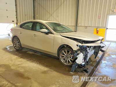 Czwarte zdjęcie samochodu z boku: 2026 MAZDA 3 PREFERRED VIN:JM1BPACL9T1867606 - miniatura