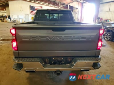 Zdjęcie 6 z 12 samochodu: 2019 CHEVROLET SILVERADO K1500 LT VIN:1GCUYDED2KZ245720 - miniatura