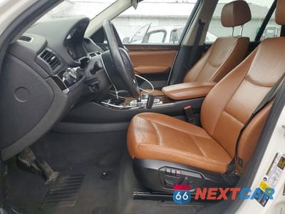 Zdjęcie 7 z 13 samochodu: 2016 BMW X3 XDRIVE28I VIN:5UXWX9C59G0D85510 - miniatura