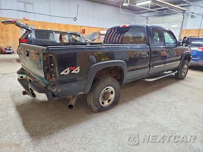 Trzecie zdjęcie samochodu z tyłu: 2007 CHEVROLET SILVERADO K2500 HEAVY DUTY VIN:1GCHK29D07E143803 - miniatura