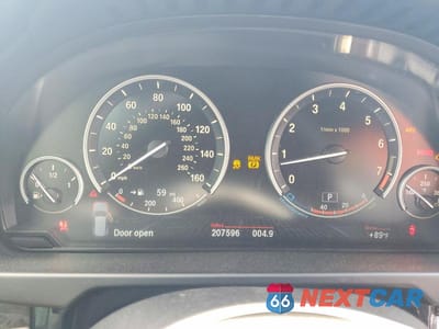Zdjęcie 9 z 13 samochodu: 2017 BMW X5 SDRIVE35I VIN:5UXKR2C53H0U19407 - miniatura