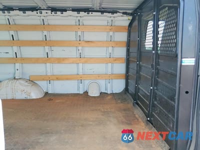 Zdjęcie 11 z 13 samochodu: 2019 GMC SAVANA 2500 CARGO DELIVERY VAN VIN:1GTW7AFG8K1304075 - miniatura