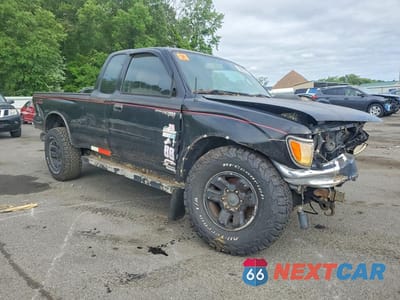 Czwarte zdjęcie samochodu z boku: 1996 TOYOTA TACOMA XTRACAB VIN:4TAWN72N8TZ197024 - miniatura