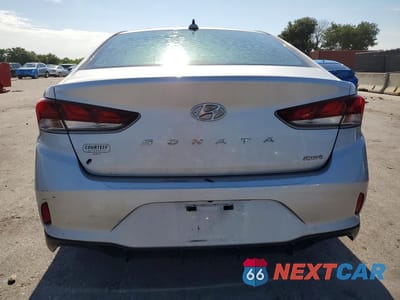 Zdjęcie 6 z 12 samochodu: 2018 HYUNDAI SONATA SPORT VIN:5NPE34AF5JH684684 - miniatura