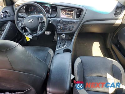 Zdjęcie 8 z 12 samochodu: 2012 KIA OPTIMA SX VIN:5XXGR4A63CG007896 - miniatura