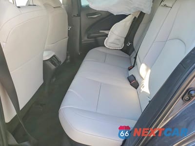 Zdjęcie 10 z 12 samochodu: 2024 LEXUS UX 250H PREMIUM VIN:JTHP9JBH7R2073640 - miniatura