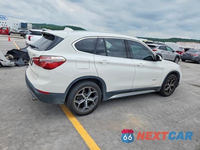 Trzecie zdjęcie samochodu z tyłu: 2018 BMW X1 SDRIVE28I VIN:WBXHT3C33J5K21133 - miniatura