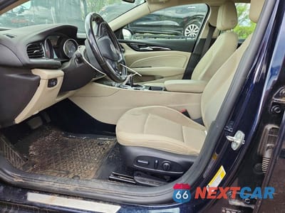 Zdjęcie 7 z 13 samochodu: 2018 BUICK REGAL PREFERRED II VIN:W04GM6SX1J1097280 - miniatura