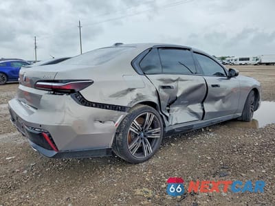 Trzecie zdjęcie samochodu z tyłu: 2024 BMW 760 XI VIN:WBA33EJ00RCR45958 - miniatura