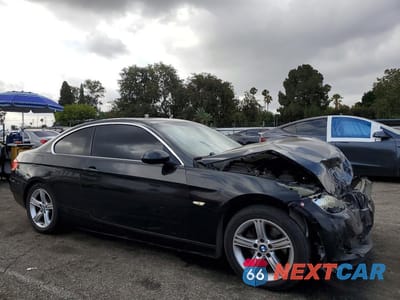 Czwarte zdjęcie samochodu z boku: 2008 BMW 328 XI SULEV VIN:WBAWV53518P078772 - miniatura