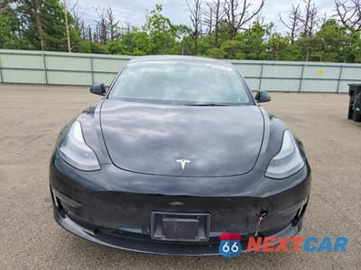 Piąte zdjęcie samochodu w środku: 2023 TESLA MODEL 3 VIN:5YJ3E1EA4PF704400 - miniatura