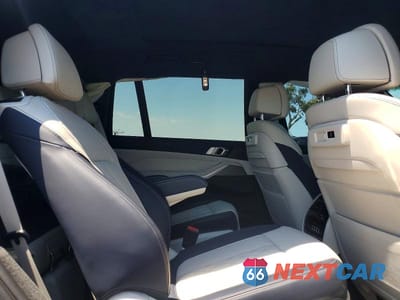 Zdjęcie 10 z 12 samochodu: 2019 BMW X7 XDRIVE50I VIN:5UXCX4C56KLS37731 - miniatura