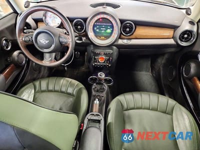 Zdjęcie 8 z 12 samochodu: 2012 MINI COOPER S VIN:WMWSV3C5XCTY29855 - miniatura