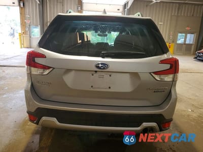 Zdjęcie 6 z 14 samochodu: 2021 SUBARU FORESTER TOURING VIN:JF2SKAXC1MH514800 - miniatura