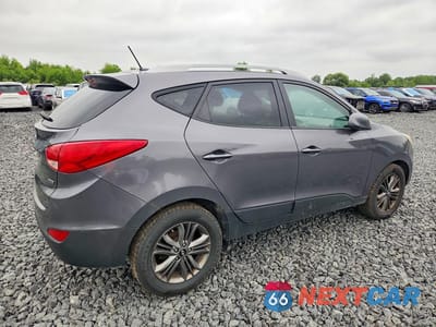 Trzecie zdjęcie samochodu z tyłu: 2015 HYUNDAI TUCSON SE VIN:KM8JUCAG7FU955283 - miniatura