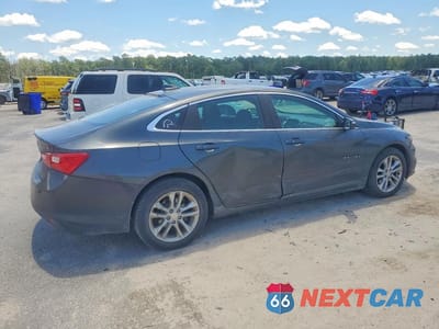 Trzecie zdjęcie samochodu z tyłu: 2018 CHEVROLET MALIBU LT VIN:1G1ZD5ST2JF114671 - miniatura