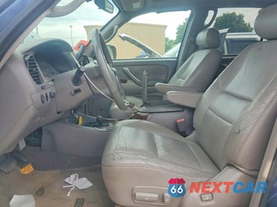Zdjęcie 7 z 13 samochodu: 2002 TOYOTA SEQUOIA SR5 VIN:5TDBT44AX2S073211 - miniatura