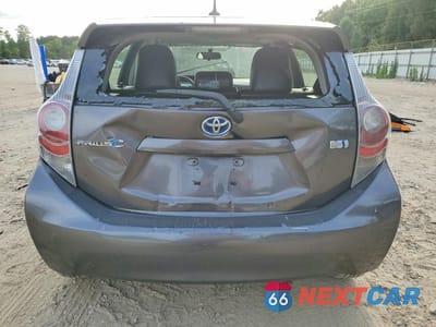 Zdjęcie 6 z 12 samochodu: 2014 TOYOTA PRIUS C THREE VIN:JTDKDTB32E1565177 - miniatura