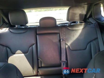 Zdjęcie 10 z 13 samochodu: 2025 JEEP COMPASS LIMITED VIN:3C4NJDCN2ST523303 - miniatura