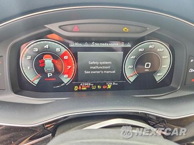 Zdjęcie 9 z 13 samochodu: 2021 AUDI Q7 PREMIUM VIN:WA1AXAF70MD033549 - miniatura