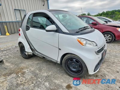 Czwarte zdjęcie samochodu z boku: 2015 SMART FORTWO PURE VIN:WMEEJ3BA7FK814218 - miniatura