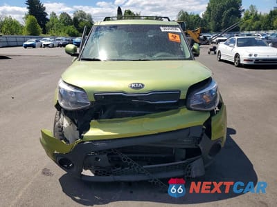 Piąte zdjęcie samochodu w środku: 2017 KIA SOUL BASE VIN:KNDJN2A2XH7879236 - miniatura