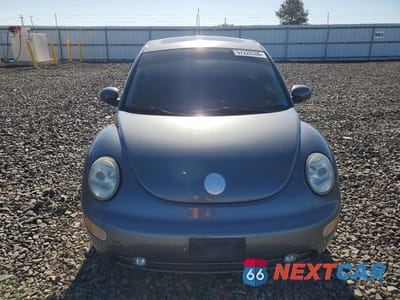 Piąte zdjęcie samochodu w środku: 2003 VOLKSWAGEN NEW BEETLE GLS VIN:3VWCK21C73M422227 - miniatura