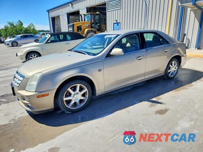 2007 CADILLAC STS 1G6DW677070128323 - główne zdjęcie licytacji z USA - miniatura
