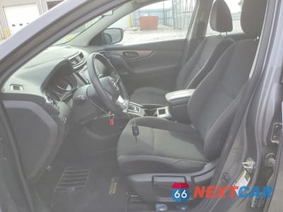 Zdjęcie 7 z 14 samochodu: 2019 NISSAN ROGUE VIN:JN1BJ1CR2KW626237 - miniatura