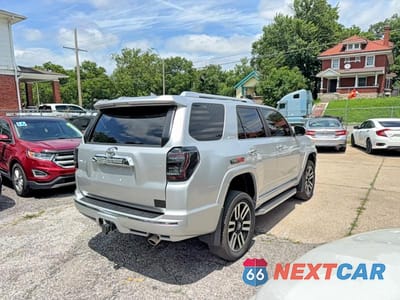 Czwarte zdjęcie samochodu z boku: 2014 TOYOTA 4RUNNER LIMITED VIN:JTEZU5JR7E5073801 - miniatura