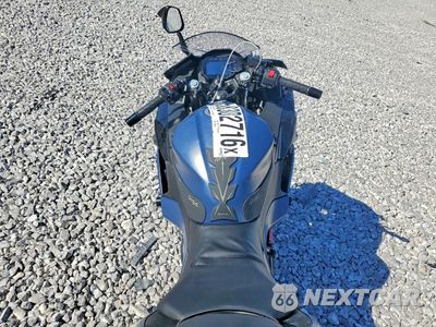 Zdjęcie 6 z 9 samochodu: 2026 KAWASAKI EX500 VIN:ML5EXGG15TDA83587 - miniatura