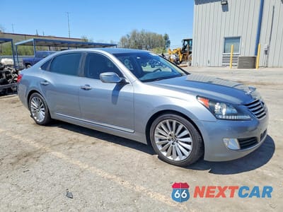 Czwarte zdjęcie samochodu z boku: 2014 HYUNDAI EQUUS ULTIMATE VIN:KMHGH4JH2EU083851 - miniatura