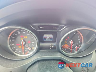 Zdjęcie 9 z 12 samochodu: 2019 MERCEDES-BENZ CLA 250 VIN:WDDSJ4EB7KN703436 - miniatura