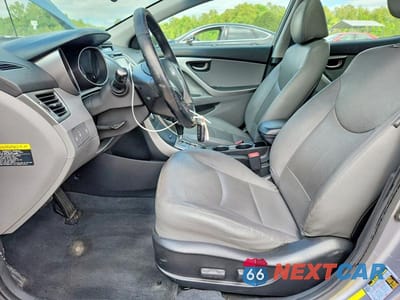 Zdjęcie 7 z 13 samochodu: 2013 HYUNDAI ELANTRA LIMITED VIN:KMHDH4AE6DU692805 - miniatura