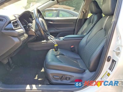 Zdjęcie 7 z 12 samochodu: 2022 TOYOTA CAMRY HYBRID SE NIGHTSHADE VIN:4T1T31AK2NU034432 - miniatura