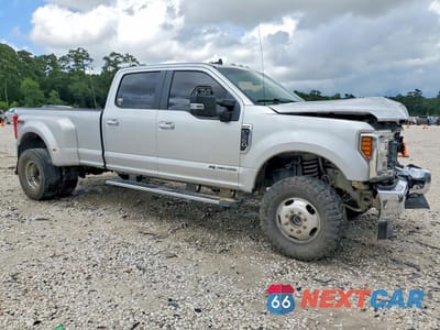 Czwarte zdjęcie samochodu z boku: 2019 FORD F350 SUPER DUTY VIN:1FT8W3DTXKEE32334 - miniatura