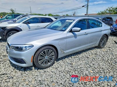 2018 BMW 530XE WBAJB1C57JB374393 - główne zdjęcie licytacji z USA - miniatura