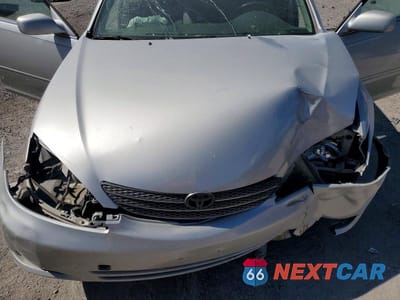 Zdjęcie 11 z 12 samochodu: 2004 TOYOTA CAMRY XLE V6 VIN:4T1BF32K94U575666 - miniatura