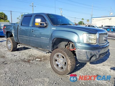 Czwarte zdjęcie samochodu z boku: 2008 GMC SIERRA K1500 VIN:2GTEK13M381209981 - miniatura