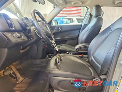 Zdjęcie 7 z 13 samochodu: 2019 MINI COOPER COUNTRYMAN VIN:WMZYS7C59K3F46281 - miniatura