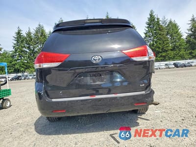 Zdjęcie 6 z 13 samochodu: 2013 TOYOTA SIENNA LE VIN:5TDKK3DC6DS348414 - miniatura