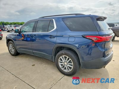 Drugie zdjęcie samochodu z przodu: 2022 CHEVROLET TRAVERSE LT VIN:1GNERHKW2NJ132164 - miniatura