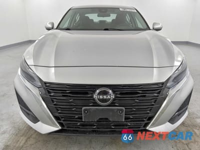 Piąte zdjęcie samochodu w środku: 2023 NISSAN ALTIMA S VIN:1N4BL4BV3PN385816 - miniatura