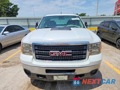 Piąte zdjęcie samochodu w środku: 2013 GMC SIERRA C2500 HEAVY DUTY VIN:1GT21ZCG2DZ329075 - miniatura