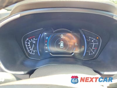 Zdjęcie 9 z 13 samochodu: 2019 HYUNDAI SANTA FE LIMITED 2.4L VIN:5NMS5CAD7KH102282 - miniatura