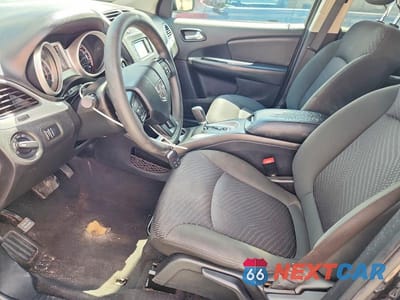 Zdjęcie 7 z 12 samochodu: 2020 DODGE JOURNEY SE VIN:3C4PDCAB8LT207568 - miniatura